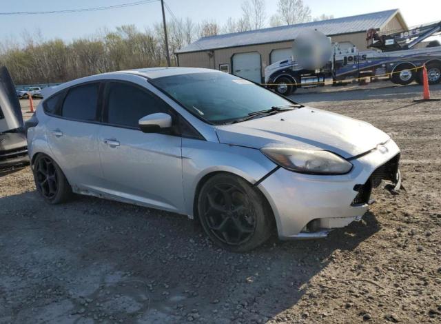  FORD FOCUS 2013 Сріблястий