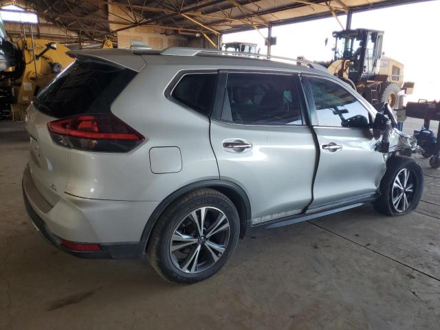  NISSAN ROGUE 2018 Серебристый