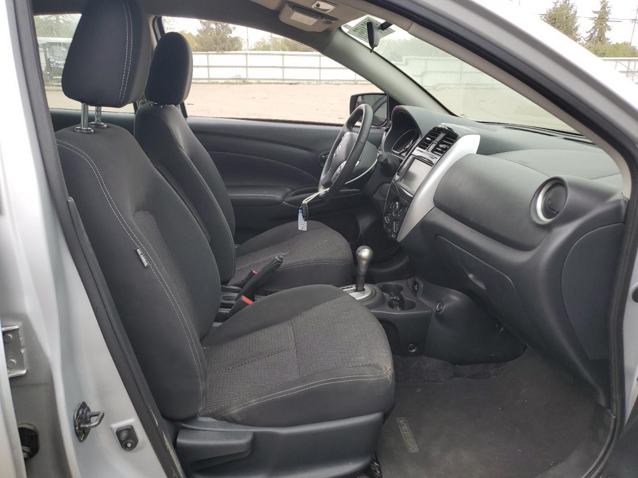 3N1CN7AP4KL820738 NISSAN VERSA 2019