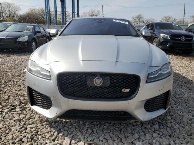 Sedans JAGUAR XF 2016 Srebrny