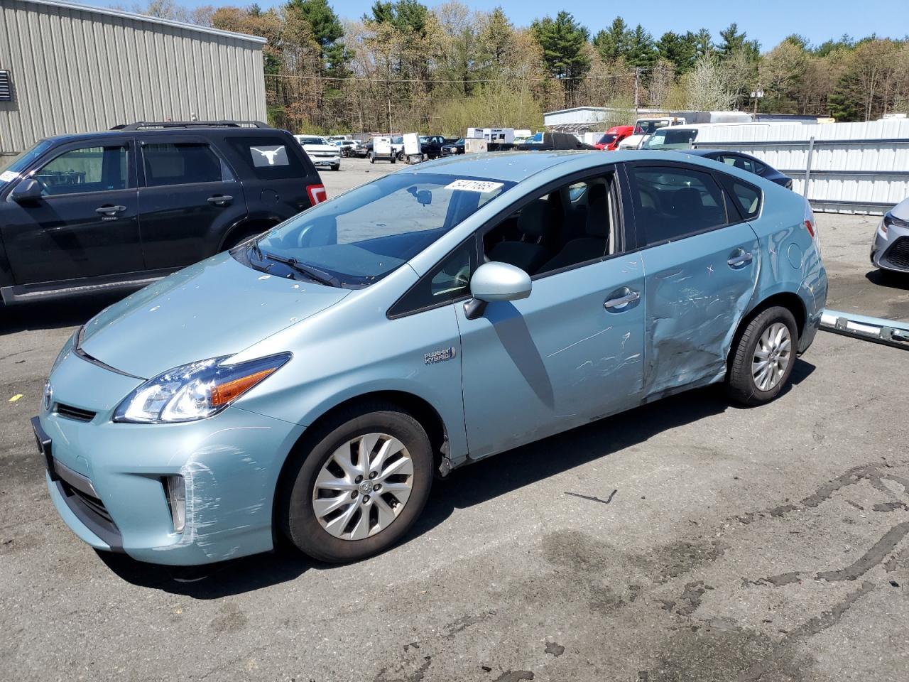 2015 Toyota Prius Plug-In იყიდება Exeter-ში, RI - Side