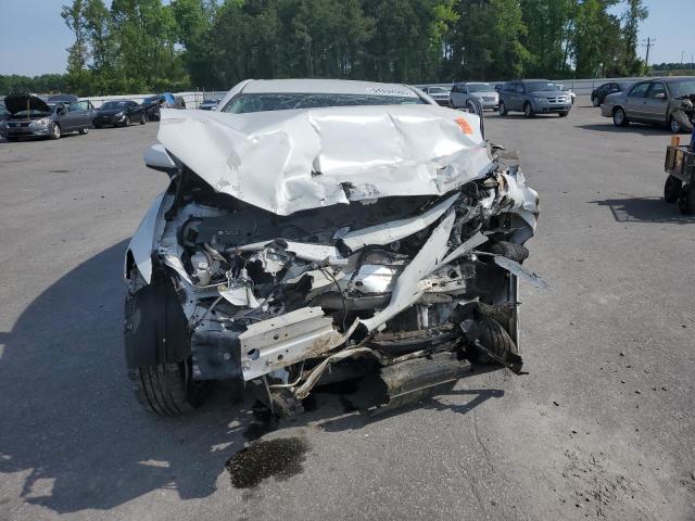  TOYOTA CAMRY 2019 Белый