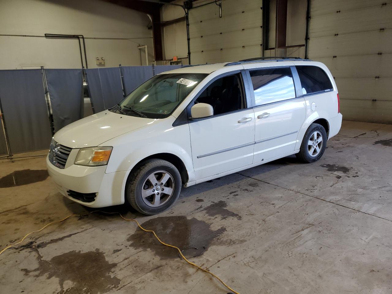 2D4RN5D15AR283417 DODGE CARAVAN Photo 1