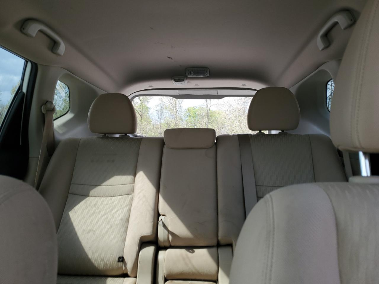 KNMAT2MV5HP542596 NISSAN ROGUE 2017