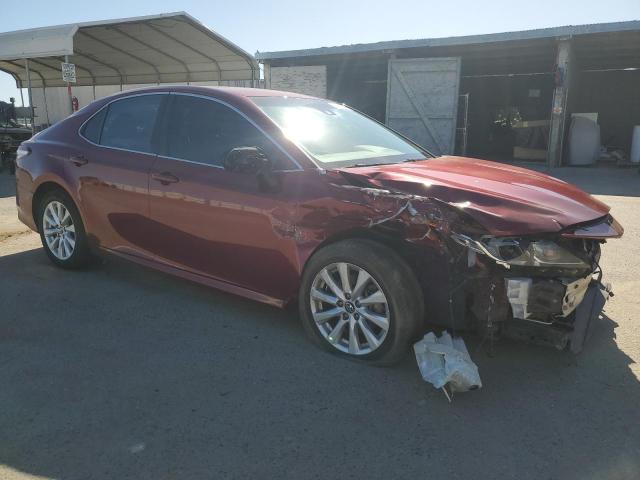  TOYOTA CAMRY 2018 Червоний