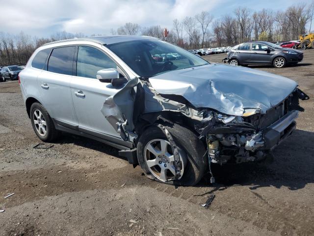 VOLVO XC60 2012 Srebrny