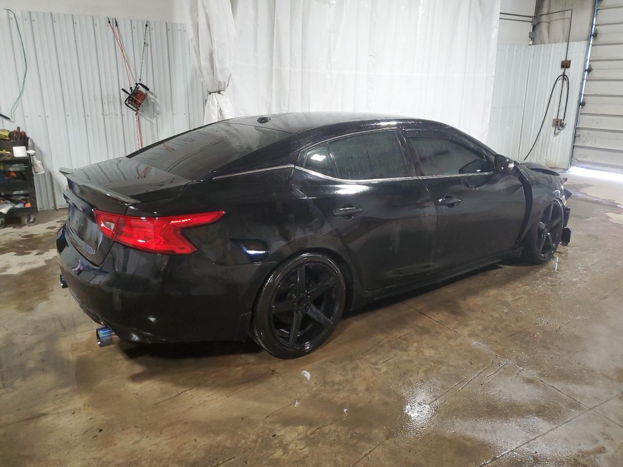 1N4AA6AP8JC404332 NISSAN MAXIMA 2018
