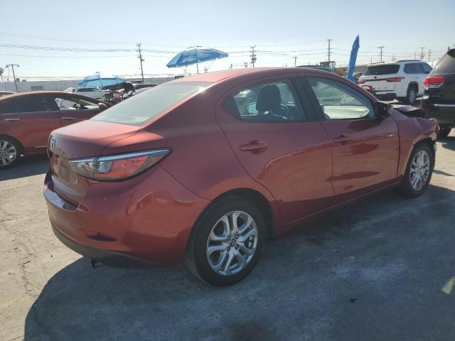  TOYOTA YARIS 2017 Czerwony