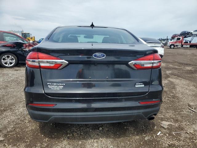  FORD FUSION 2019 Czarny