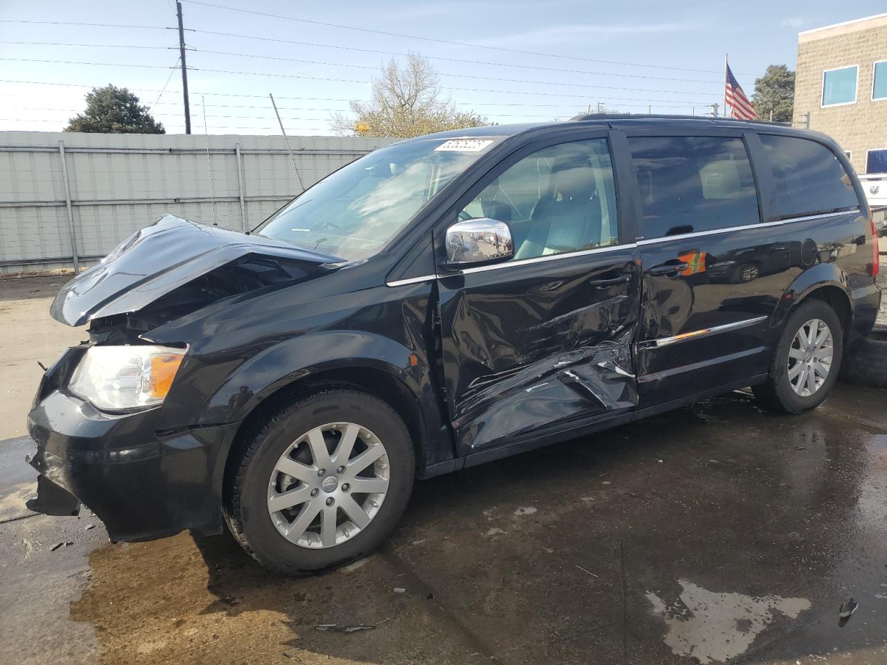 2011 Chrysler Town & Country Touring L for Sale in Littleton, CO - Front End