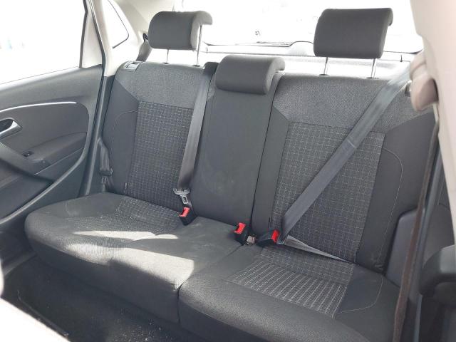 2014 VOLKSWAGEN POLO SE