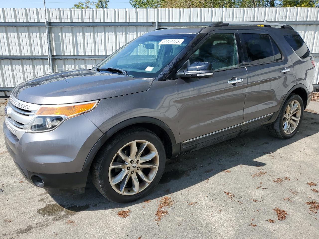 2013 Ford Explorer Xlt zu verkaufen in Arlington, WA - Minor Dent/Scratches