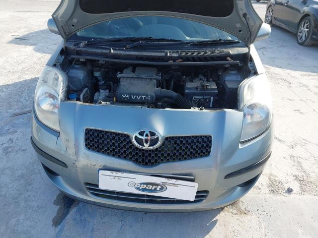 2007 TOYOTA YARIS TR