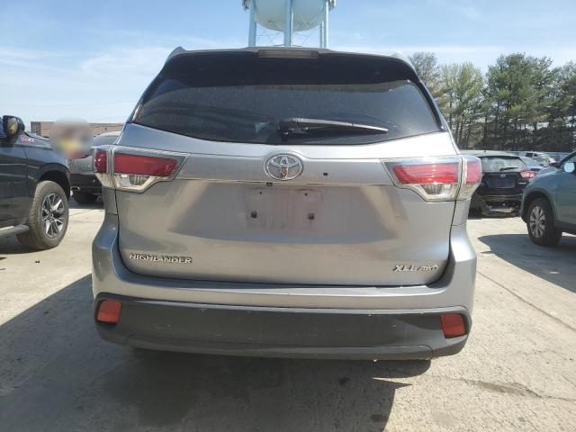  TOYOTA HIGHLANDER 2016 Silver