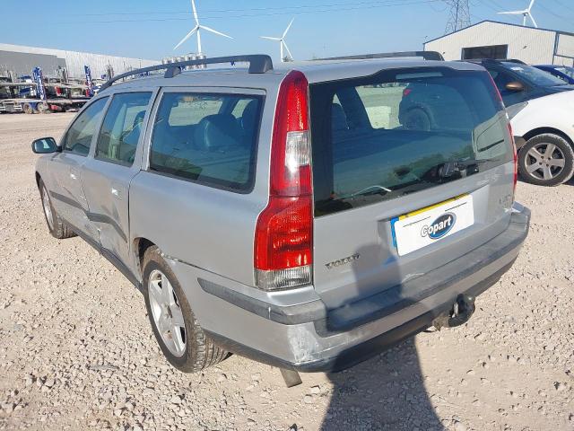 2003 VOLVO V70 D5 S