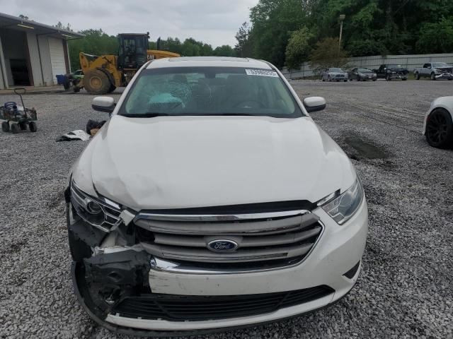 Sedans FORD TAURUS 2015 White