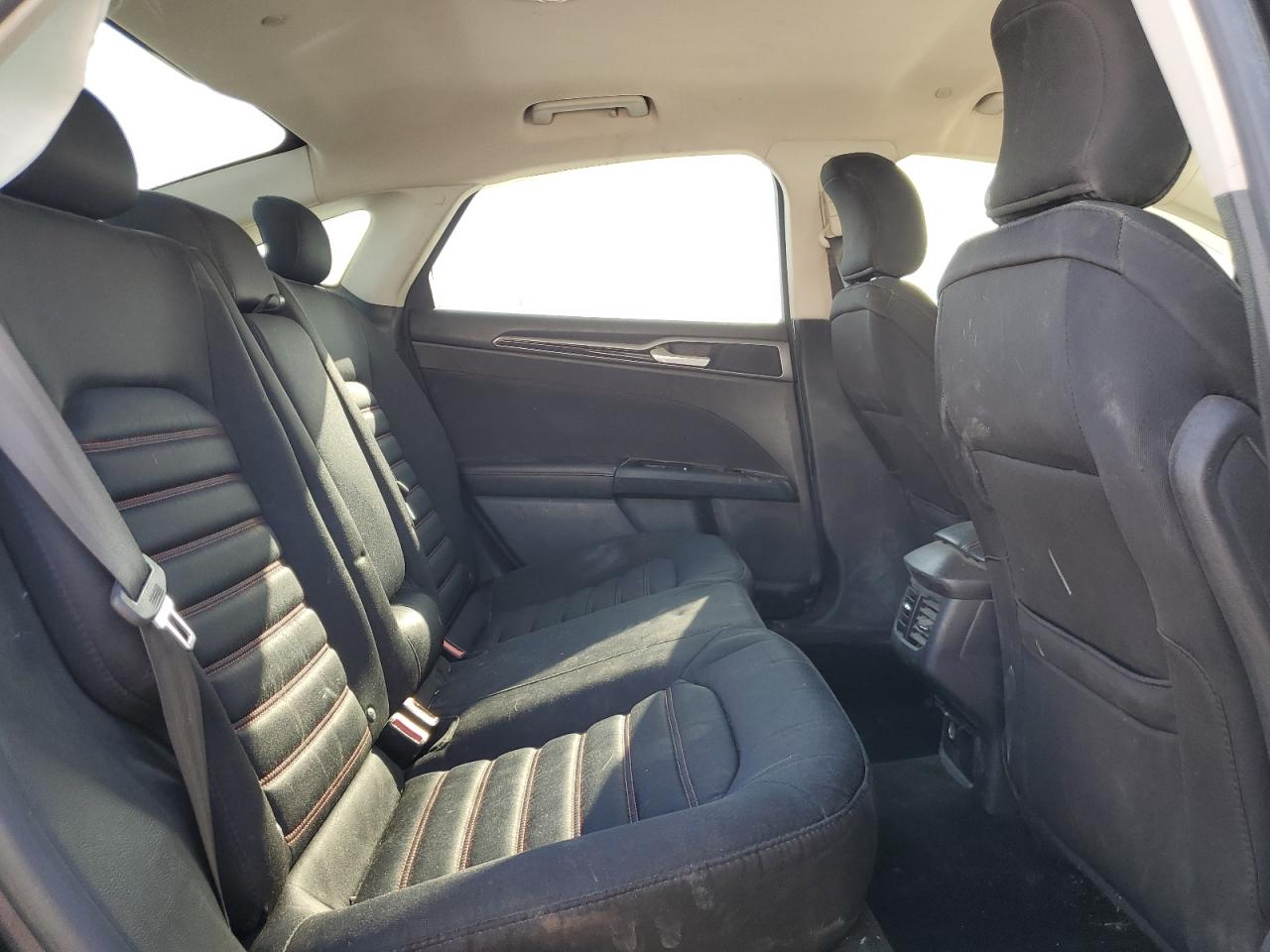3FA6P0LUXGR131599 FORD FUSION 2016