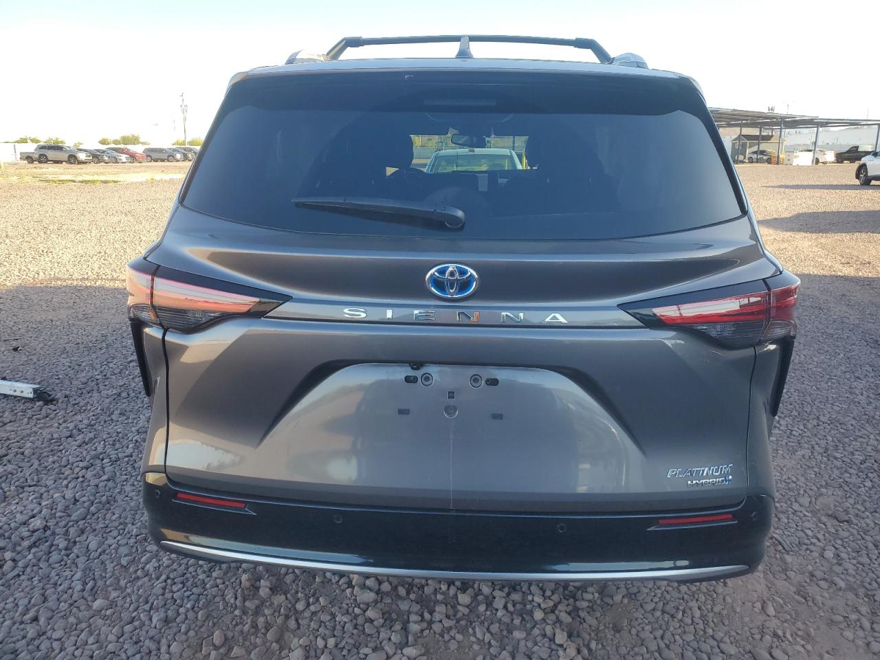 5TDERKEC8RS186052 TOYOTA SIENNA 2024