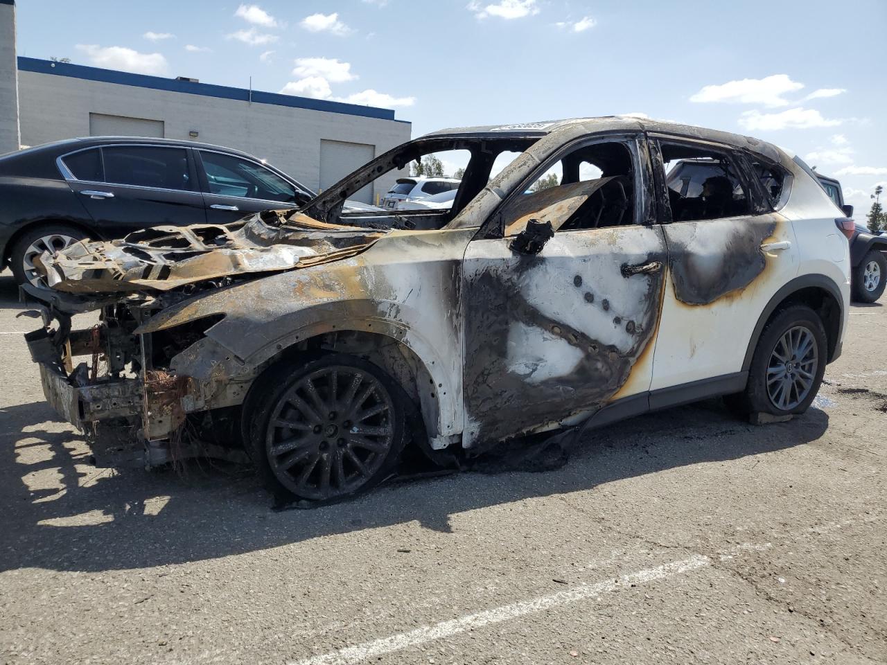 2019 Mazda Cx-5 Touring იყიდება Rancho Cucamonga-ში, CA - Burn