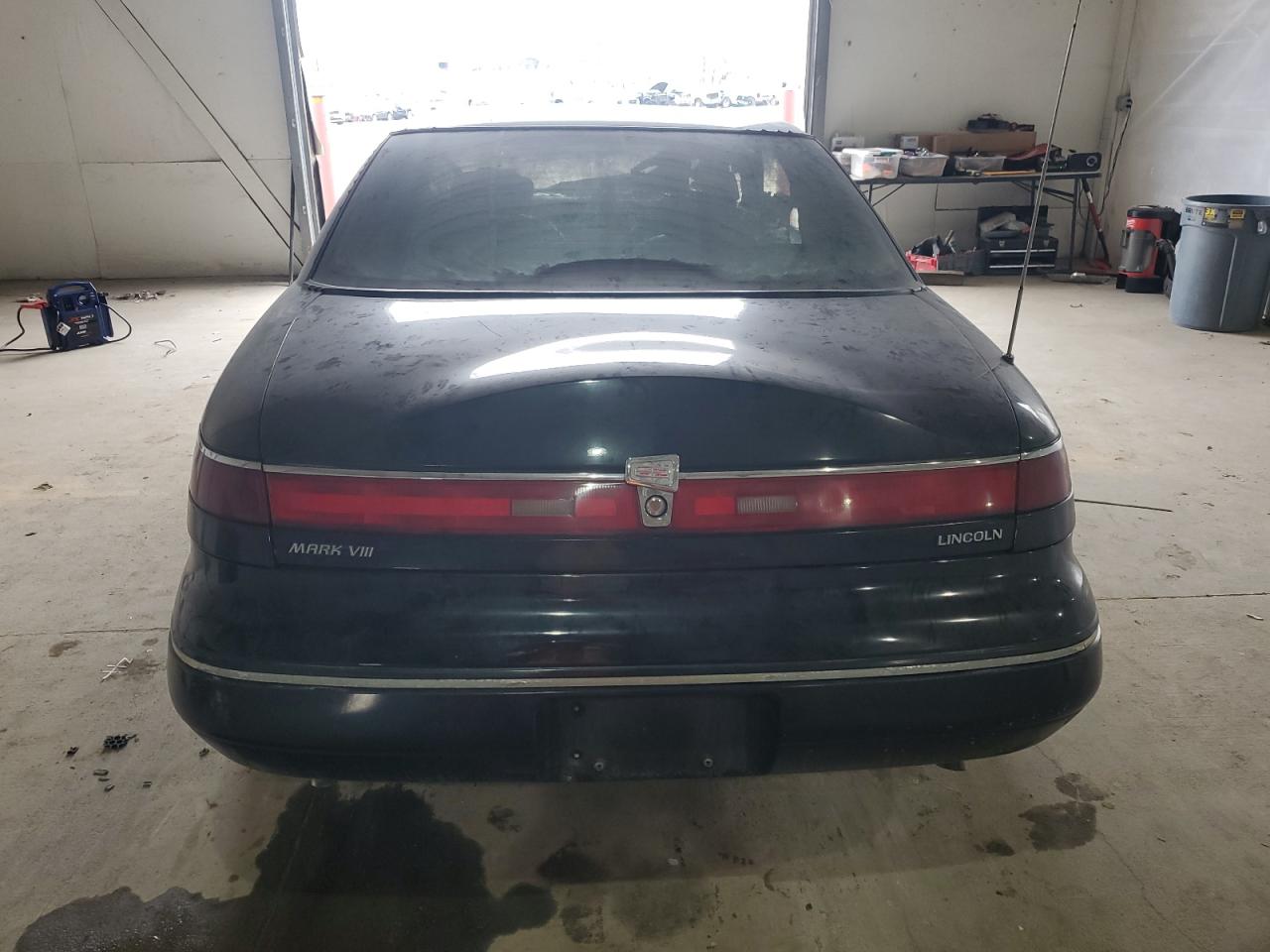 1994 Lincoln Mark Viii VIN: 1LNLM91V3RY743763 Lot: 52185365