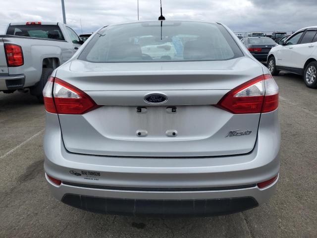  FORD FIESTA 2017 Silver