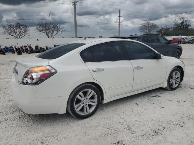 2010 NISSAN ALTIMA SR
