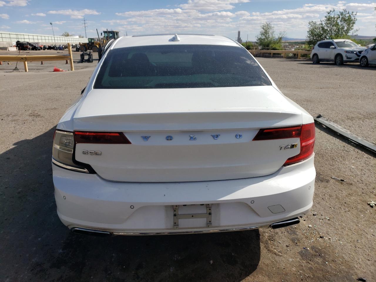 2018 Volvo S90 T6 Momentum VIN: LVY992MK6JP038094 Lot: 55445205