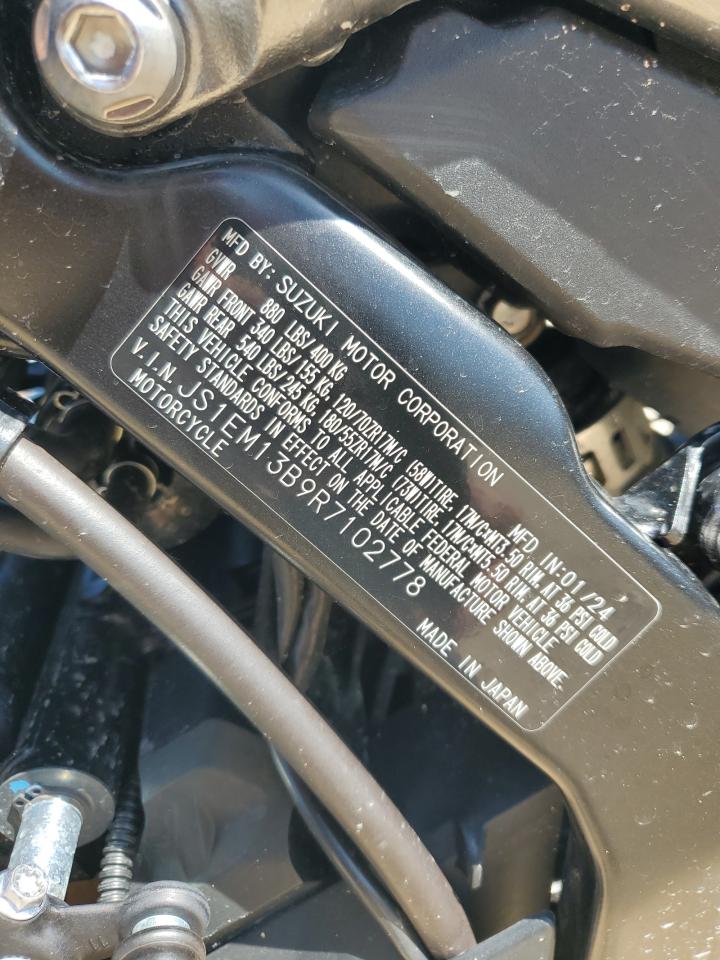 2024 Suzuki Gsx800 F VIN: JS1EM13B9R7102778 Lot: 54209765