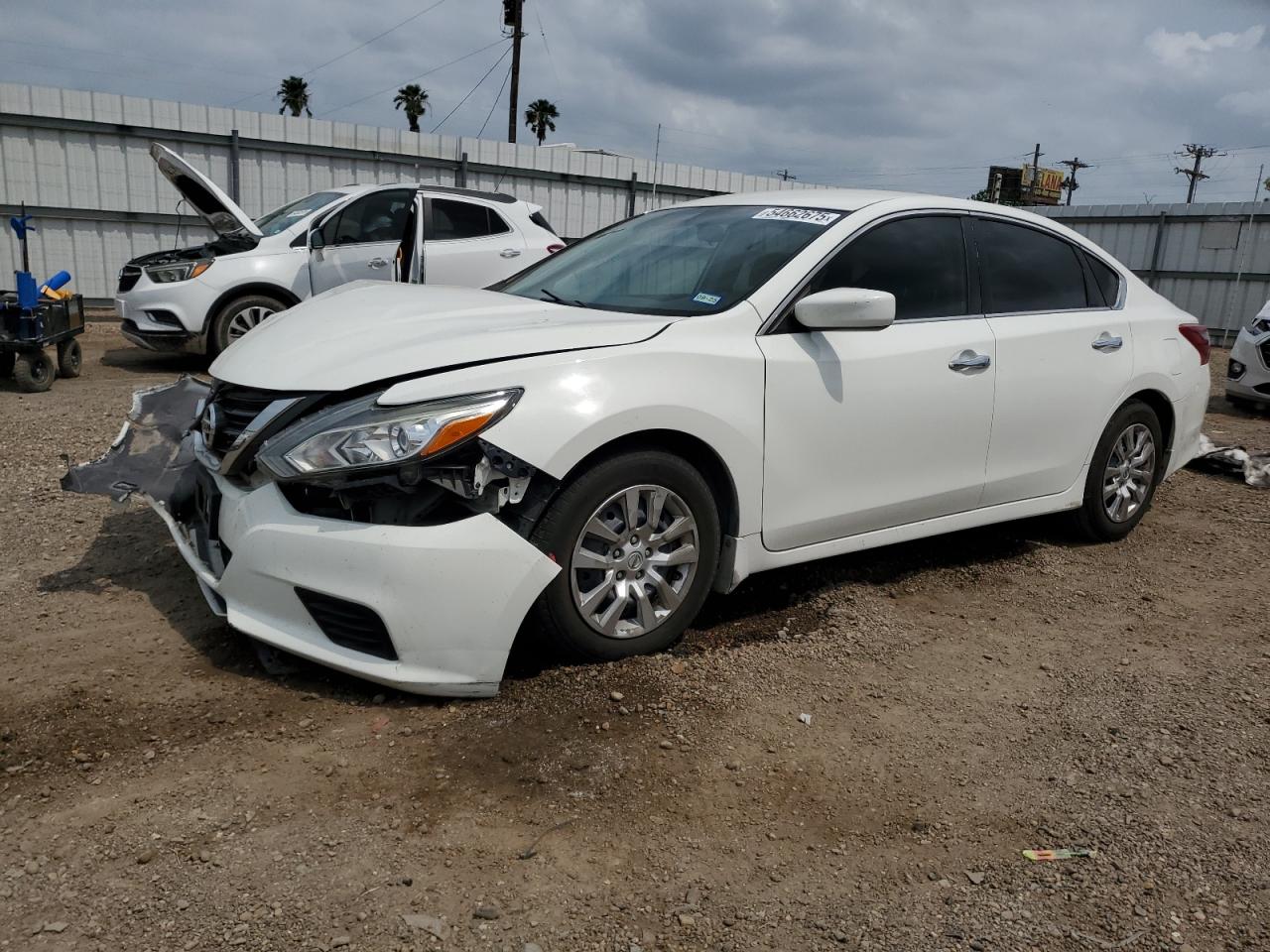 Mercedes, TX에서 판매 중인 2018 Nissan Altima 2.5 - Front End