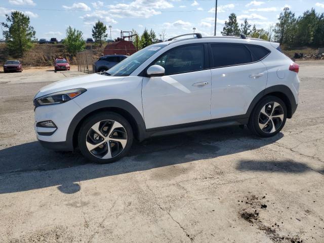  HYUNDAI TUCSON 2016 Белы