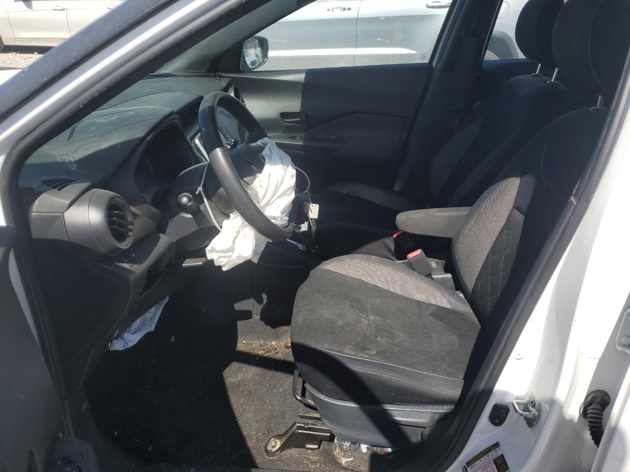 3N1CP5CU9KL517567 NISSAN KICKS 2019