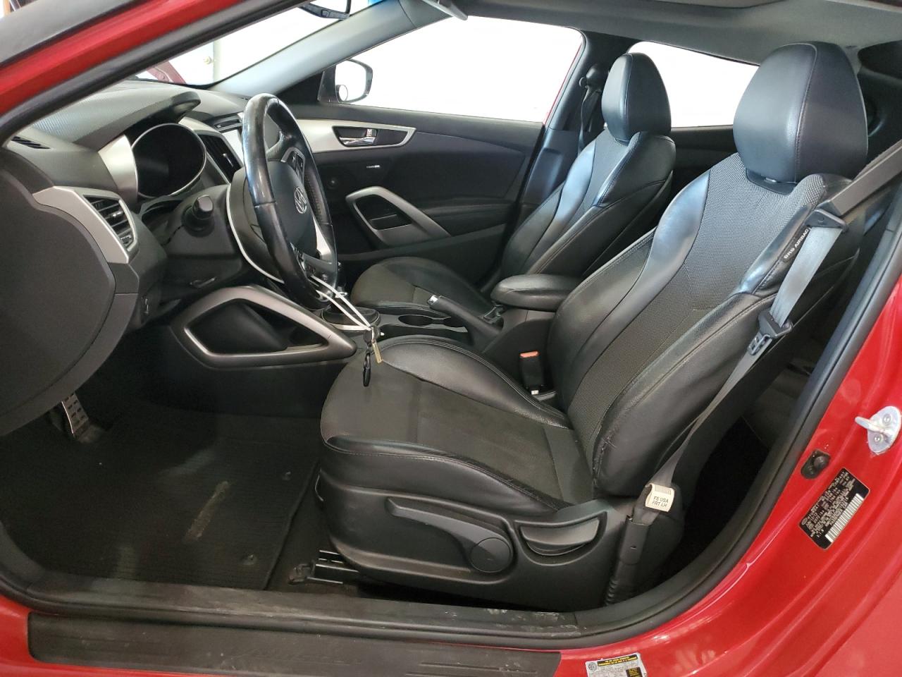2013 Hyundai Veloster VIN: KMHTC6AD4DU162216 Lot: 54658475