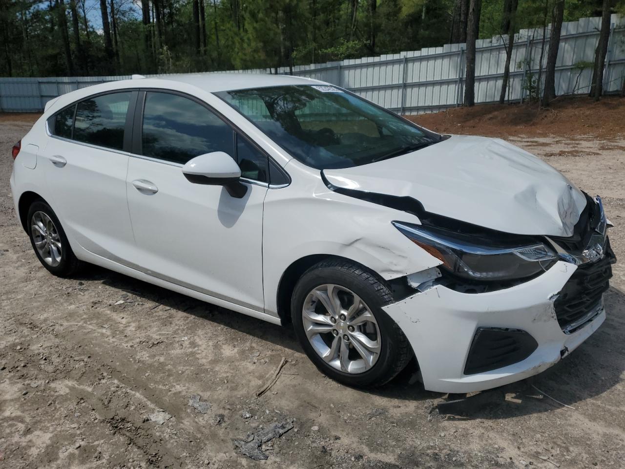 3G1BE6SM1KS581011 CHEVROLET CRUZE 2019