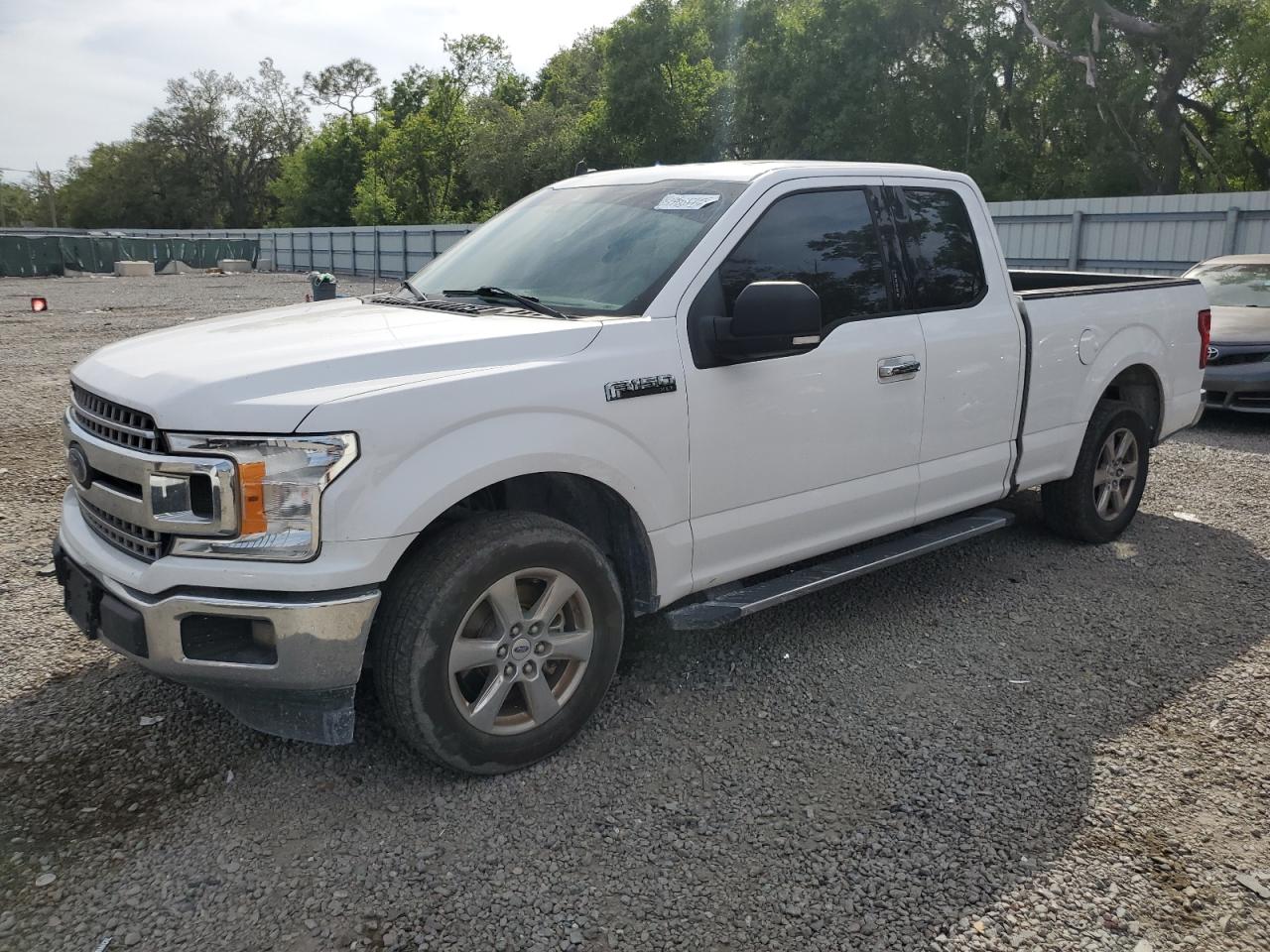 2020 Ford F150 Super Cab for Sale in Riverview, FL - Rear End