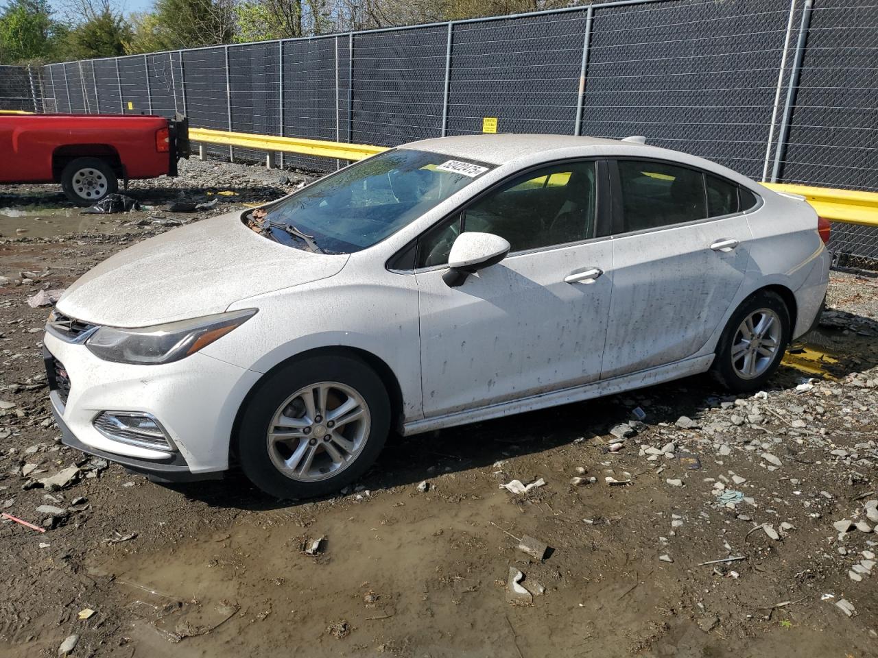 2016 Chevrolet Cruze Lt for Sale in Waldorf, MD - Minor Dent/Scratches