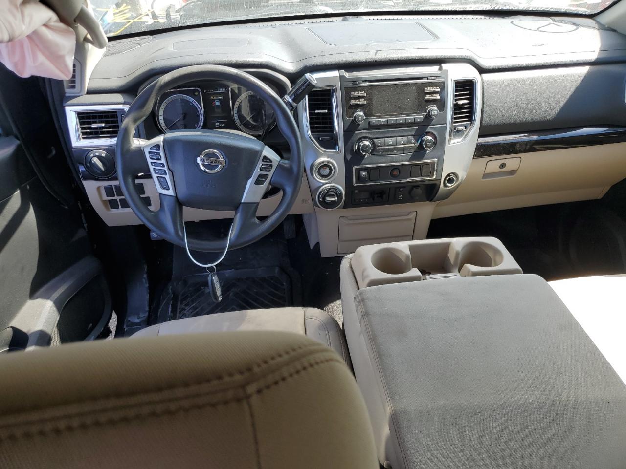 1N6BA1F30HN521292 NISSAN TITAN 2017