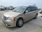 2013 Chrysler Town & Country Touring en Venta en Kansas City, KS - Front End