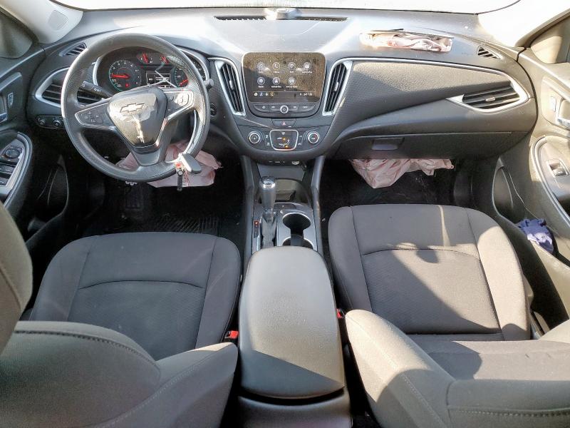  CHEVROLET MALIBU 2019 Srebrny