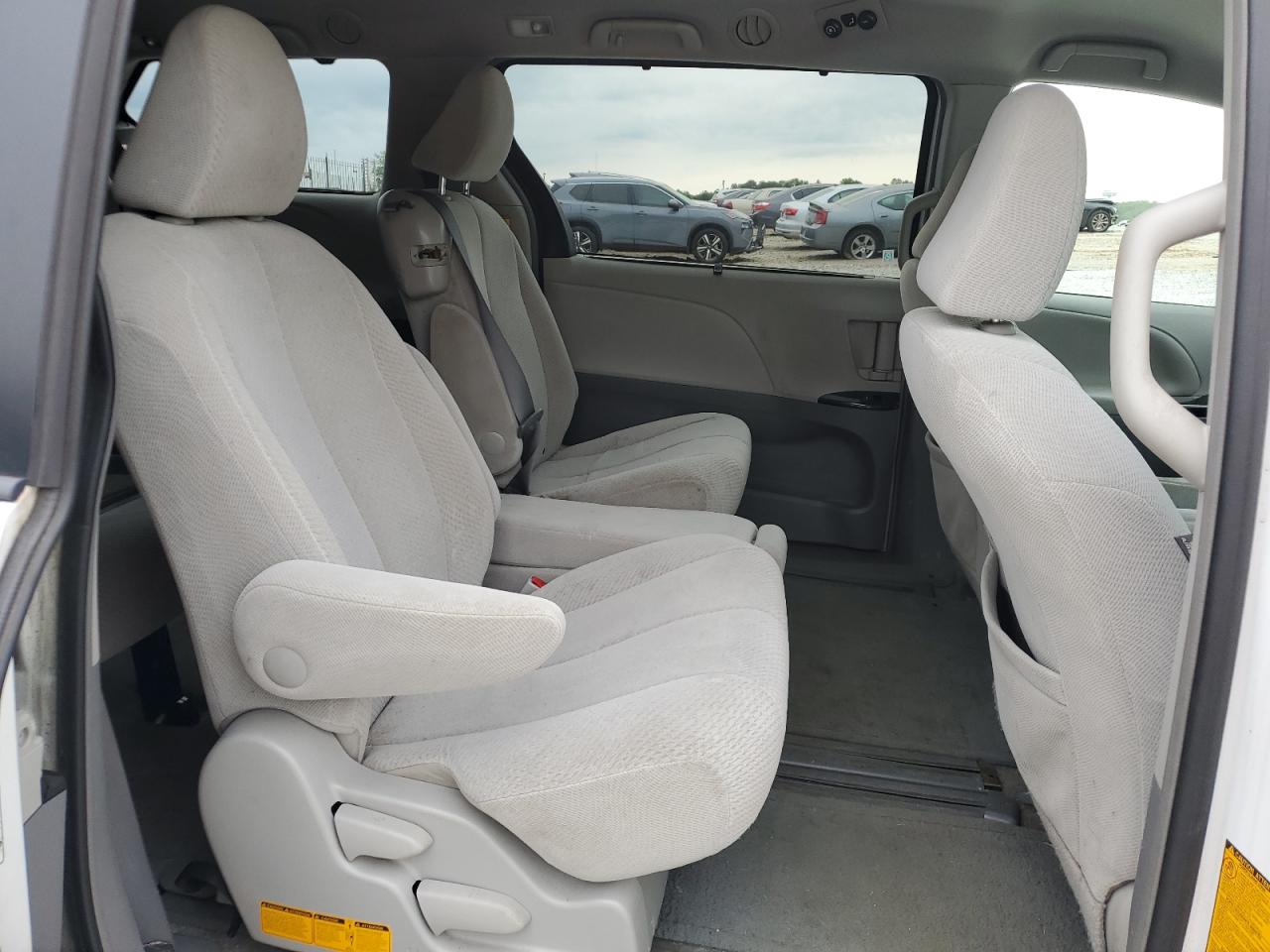2012 Toyota Sienna Le VIN: 5TDKK3DC8CS265274 Lot: 54058245