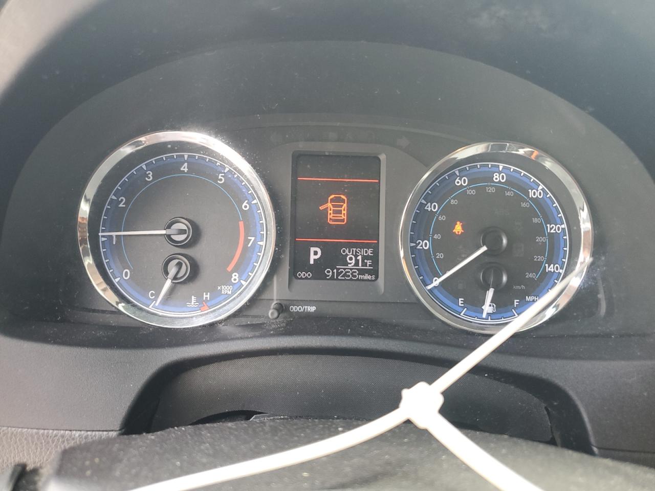 2T1BURHE9JC030512 TOYOTA COROLLA 2018