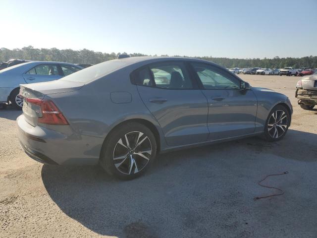  VOLVO S60 PLUS 2024 Серый