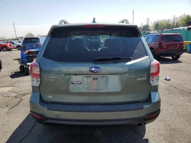  SUBARU FORESTER 2017 Zielony