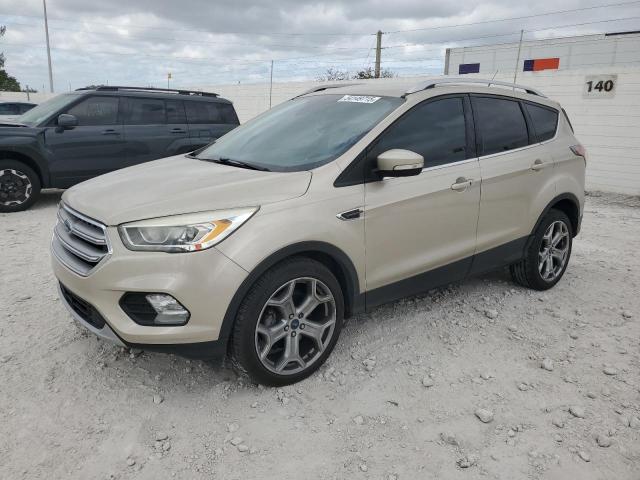  FORD ESCAPE 2017 Beżowy