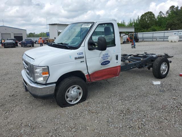 2019 Ford Econoline E350 Super Duty Cutaway Van