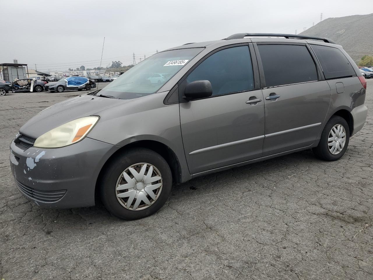 2004 Toyota Sienna Ce for Sale in Colton, CA - Minor Dent/Scratches