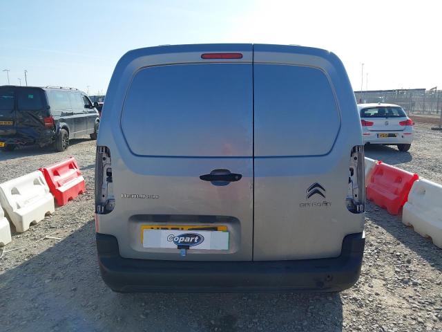 2022 CITROEN BERLINGO 1