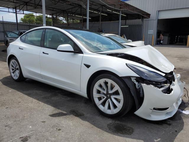  TESLA MODEL 3 2023 Biały