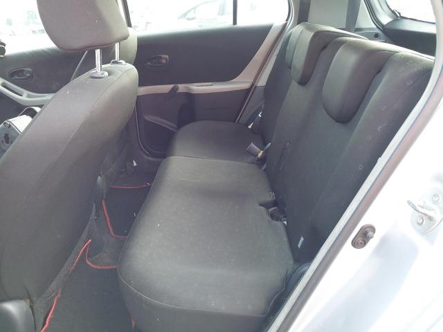 2006 TOYOTA YARIS T2