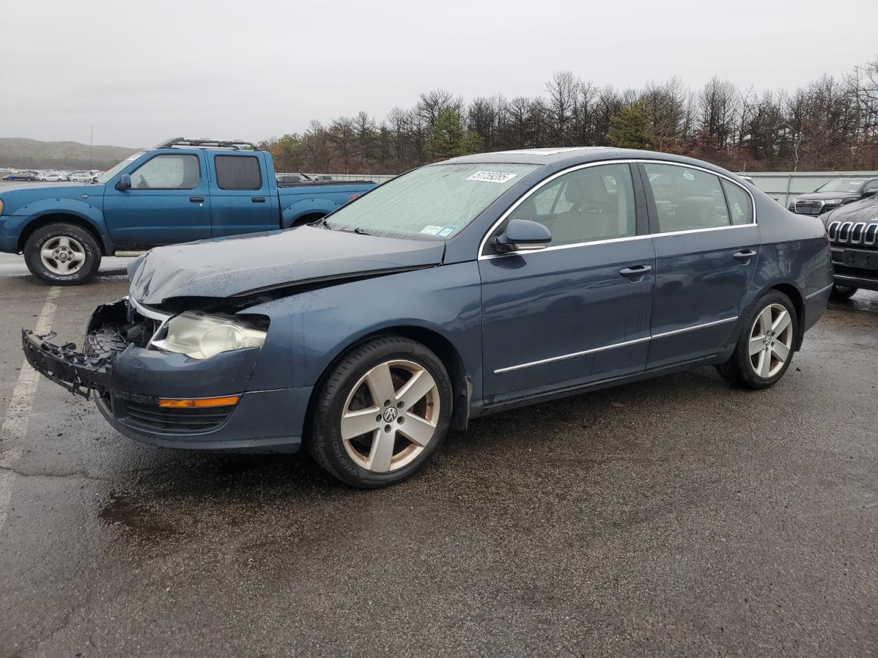 2008 Volkswagen Passat Komfort for Sale in Brookhaven, NY - Front End