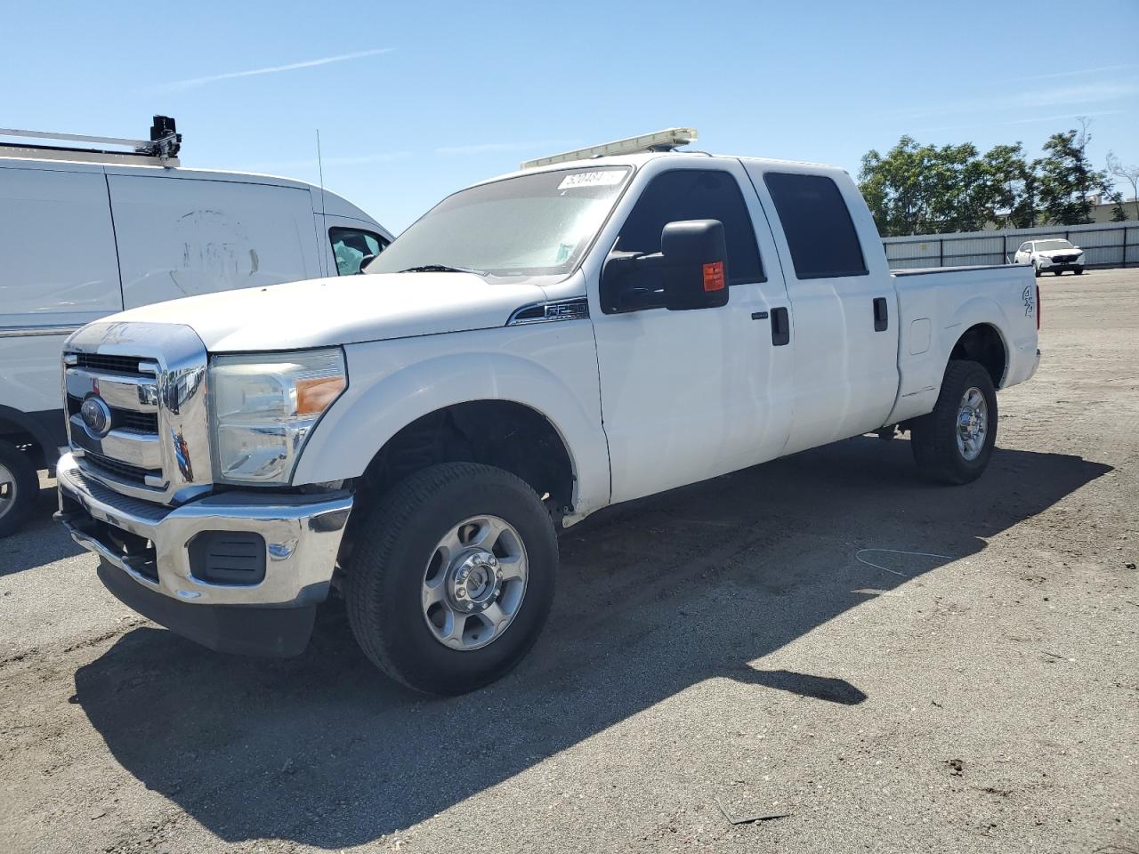 2015 Ford F250 Super Duty for Sale in Bakersfield, CA - Rear End